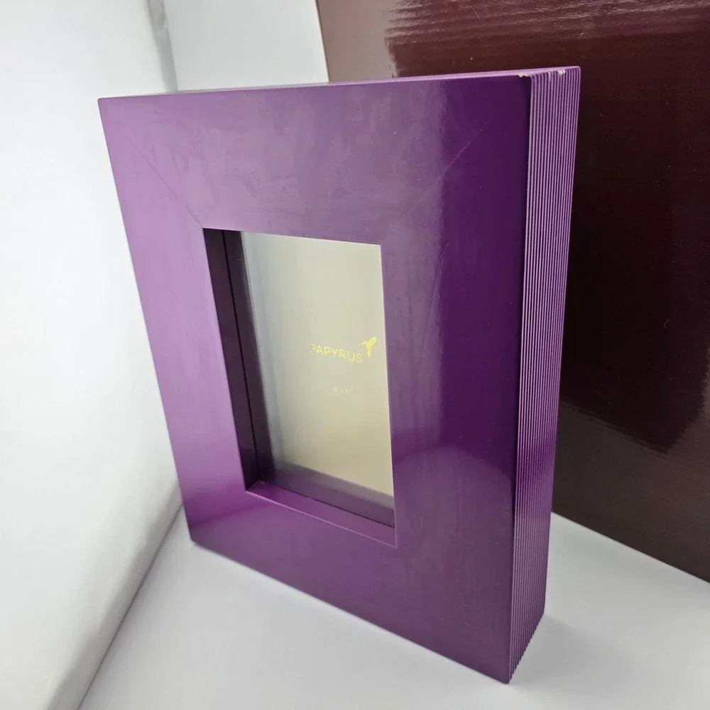 Papyrus Lacquer Photo Frame Unisex 4x6 Amethyst Purple Good Ribbed Edge‎ 561073